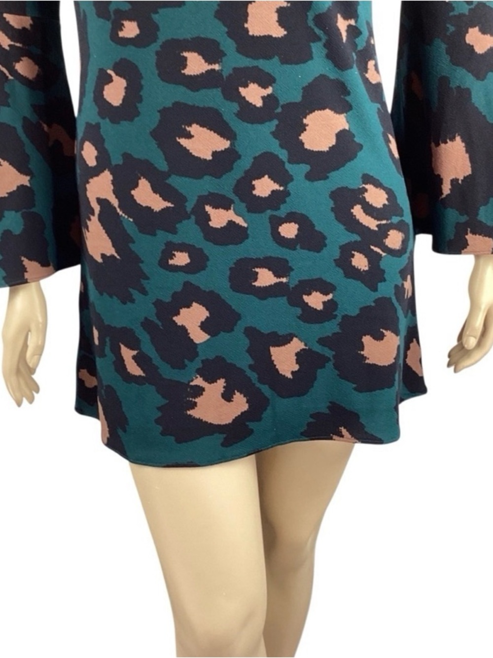 Judith March Deep Green Teal and Tan Leopard Print V-Neck Dress Size L - Picture 5 of 9